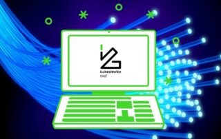 komputer z logo Sieci Badawczej Łukasiewicz - IMiF