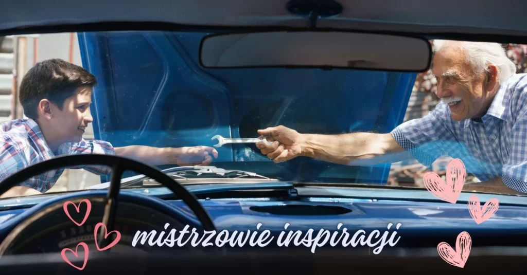 starszy mężczyzna podający klucz chłopcowi, podpis "mistrzowie inspiracji"